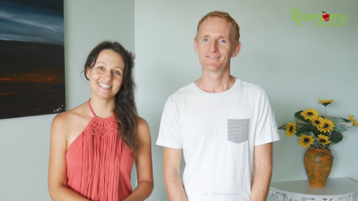 6 Reasons Why You're Bloated And How To Solve Water Retention